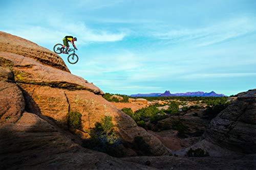 CamelBak Crux 2-Liter Water Reservoir - Ultimate Hydration Solution - Image 2