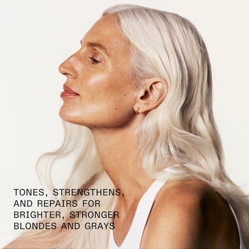 Olaplex No. 4P Blonde Enhancer Purple Toning Shampoo - Image 3