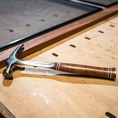 Estwing 20 oz Straight Rip Claw Hammer with Genuine Leather Grip - Image 4