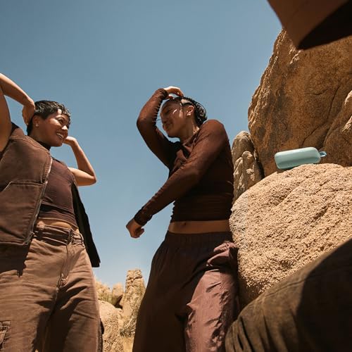Bose SoundLink Flex Portable Bluetooth Speaker - Image 7