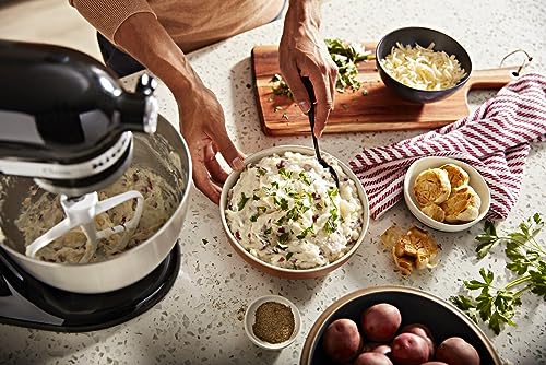 KitchenAid Classic 4.5 Quart Tilt-Head Stand Mixer - Onyx Black - Image 6